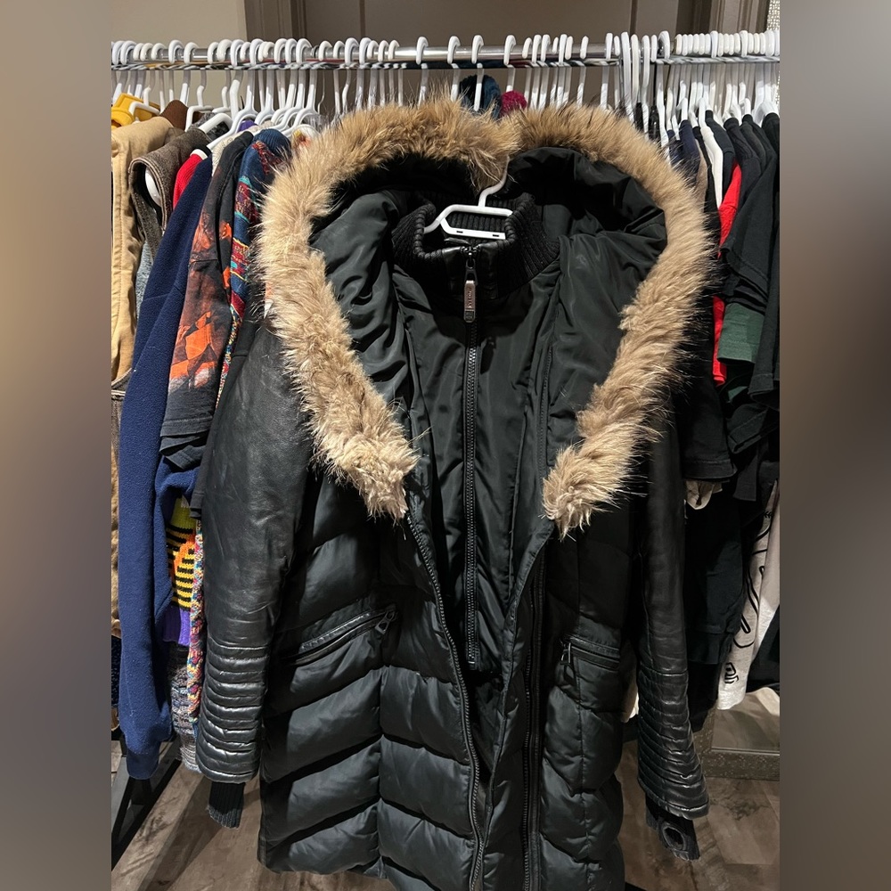 RUDSAK WOMENS JACKET SZ MEDIUM‎